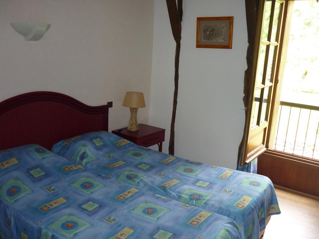 Auberge De L'Aspre Fontanges Habitación foto